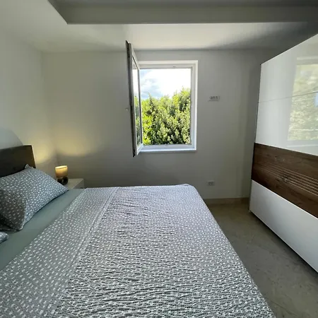Apartman Cecilia! شقة *